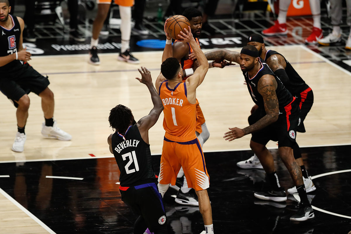 开云体育官方入口浓眉哥遭遇十二连败，TES教练面临压力！(浓眉哥赛后采访)