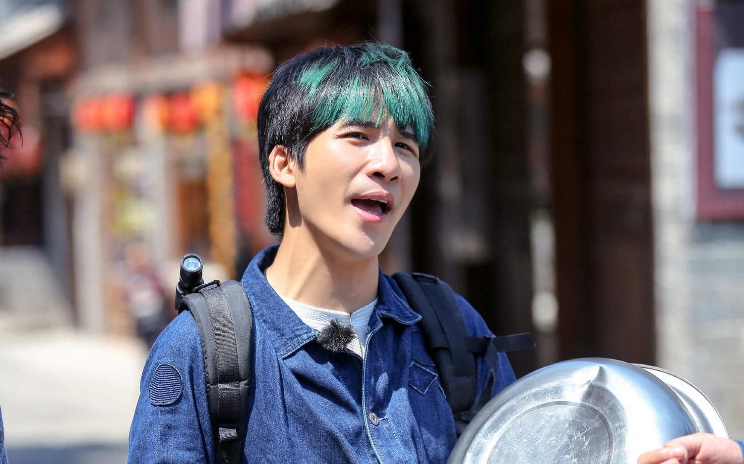 开云体育体育投注包含Karsa回归赛场，大胜首场状态亮眼，湖人观众沸腾！的词条