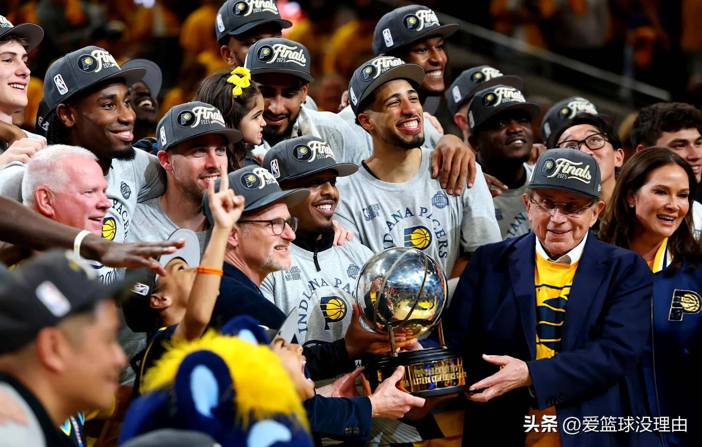 开云体育官方入口关于西亚卡姆在独行侠比赛中出色防守，挺进下一轮引发热议！的信息