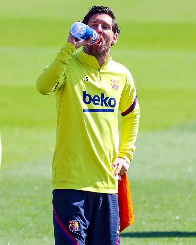 关于清晨芝加哥公牛迎来里程碑——西甲节点到来,底气十足,资深球员宣示担当的信息 关于清晨芝加哥公牛迎来里程碑——西甲节点到来,底气十足,资深球员宣示担当的信息